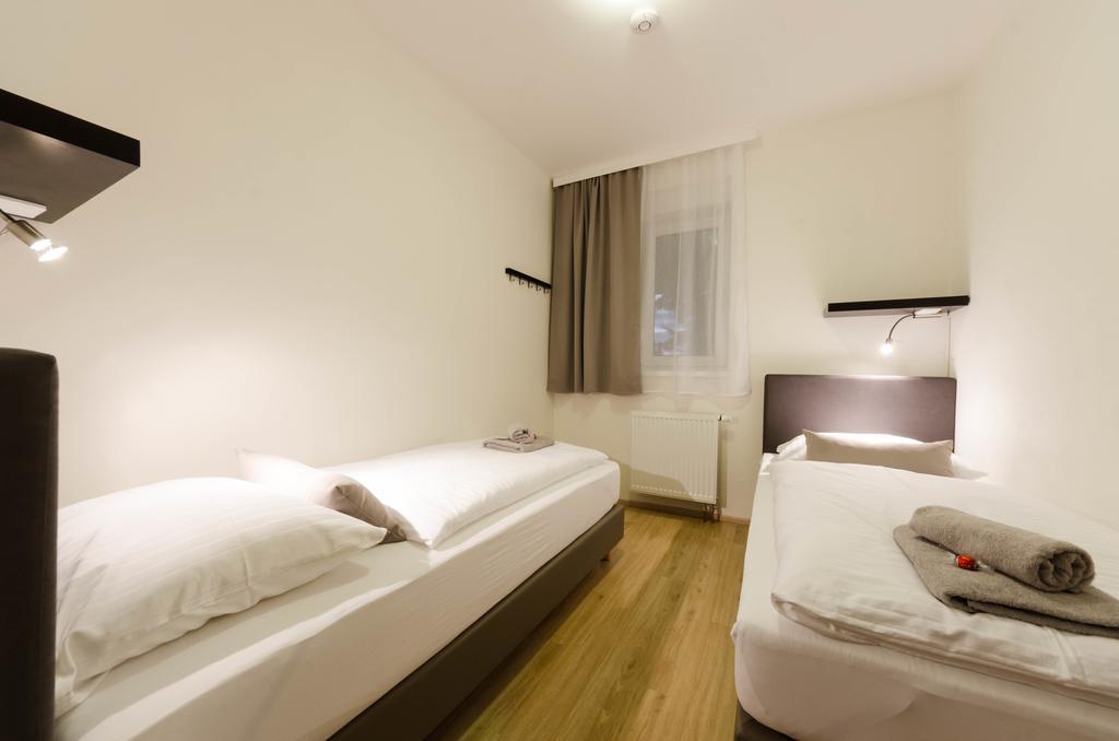 Pension Zličín Praga Habitación foto